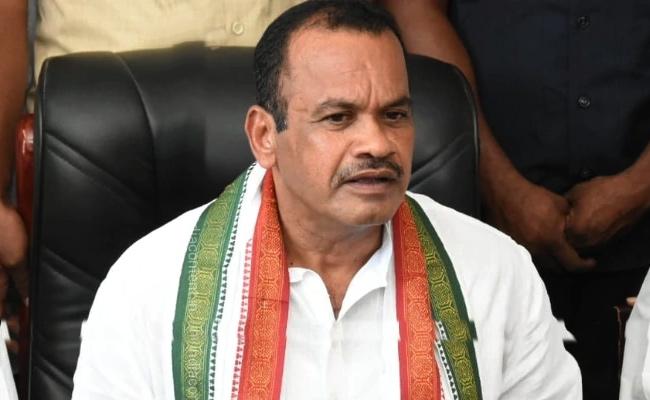 Komatireddy not aware of Akhanda