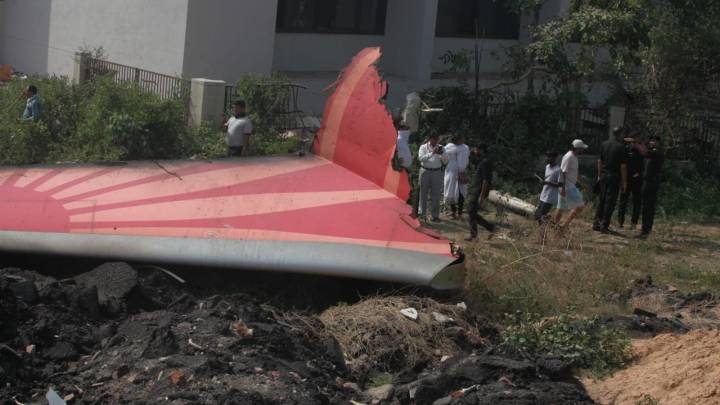AI-171 crash probe: 'Technical snag' being analysed; no evidence yet of 'pilot error'