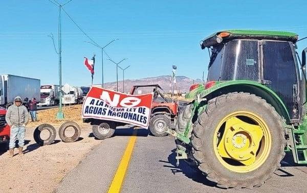 Echa Morena ojo a panistas por “Acaparamiento“ del agua