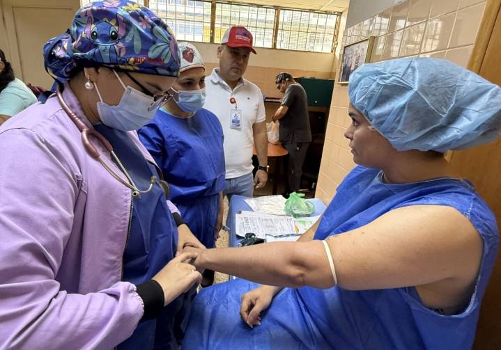 Plan quirúrgico realizó cirugías por laparoscopia