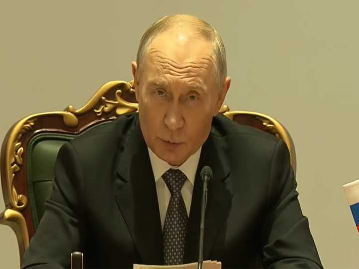 Putin highlights expanding trade at India