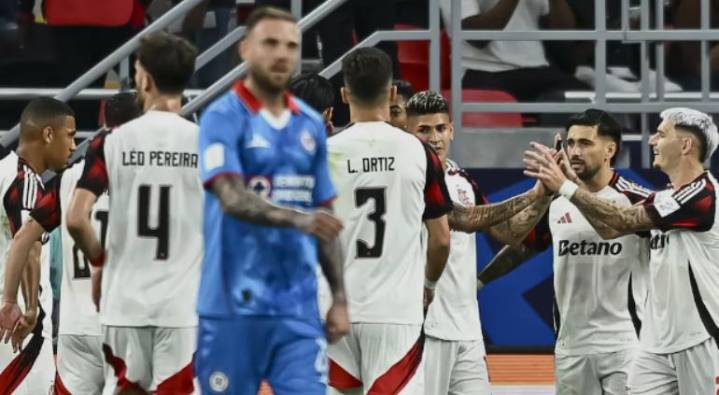 Derrotó el Flamengo al Cruz Azul 2-1 en la Copa Intercontinental