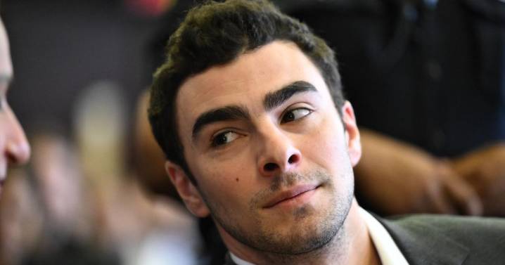 Aplazan audiencia de Mangione por enfermedad