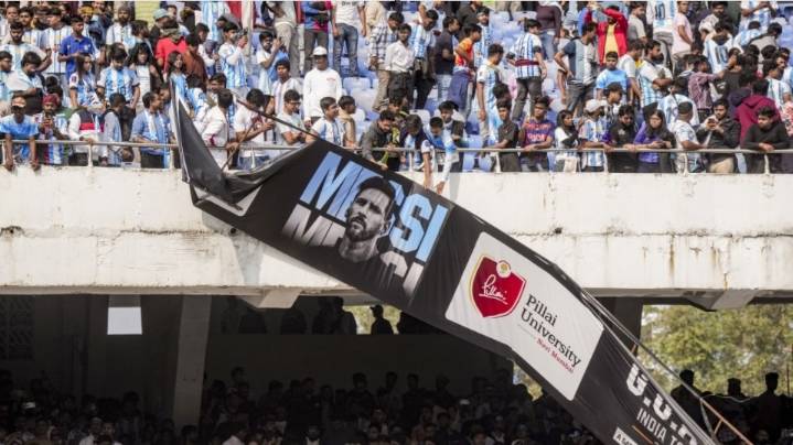 Messy start to Messi's India tour: VIPs get darshan, fans feel cheated