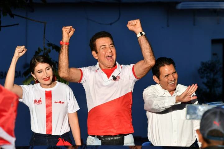 Nasralla lidera encuestas de salida mientras crecen tensiones políticas en Honduras en espera de resultados