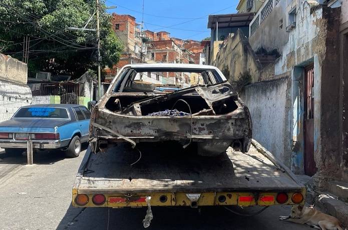 Recolectan en operativo casi 2.000 toneladas de chatarra en Caracas