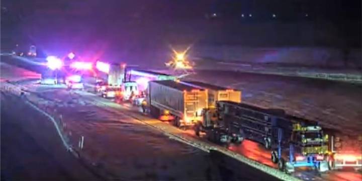 I-80 eastbound road blocked due to crash in Poweshiek County