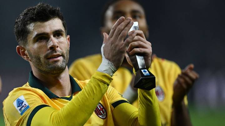 Christian Pulisic battles flu, leads Milan back atop Serie A