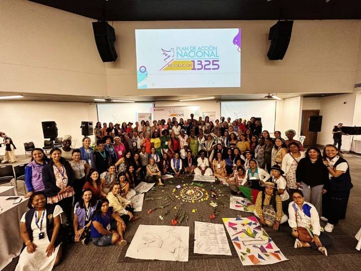 El Gobierno nacional adoptó el ‘Plan Nacional de Mujeres, Paz y Seguridad’: ¿qué significa?