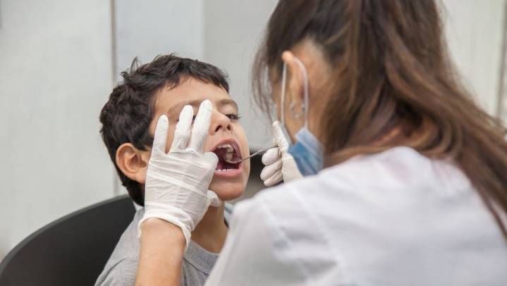 Odontóloga advierte que se prioriza el dolor antes que la prevención al concurrir a una consulta