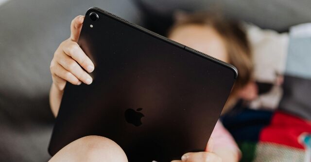 Watch Live: Senate Hearing on Protecting Children from Online Predators