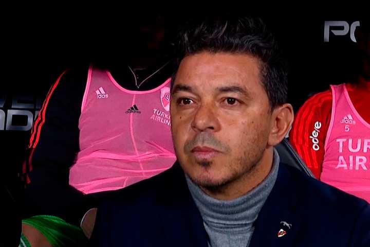 El DT se peleó con el representante y se cae un refuerzo de River: «No quiere»