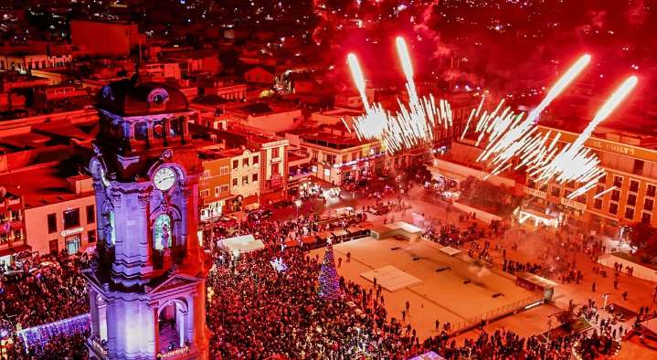 Brilla la Navidad en Pachuca: luces, villa y celebración familiar