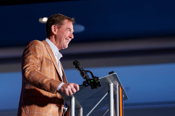 Casagrande: Auburn AD quietly nails hiring of Alex Golesh, Alabama tormenter