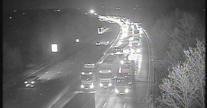 M6 traffic live as multi-vehicle collision leads to long queues