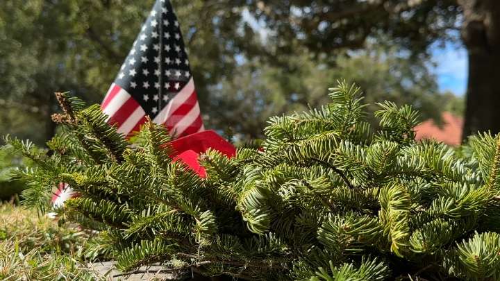 8,500 wreaths laid at Bay Pines to honor veterans
