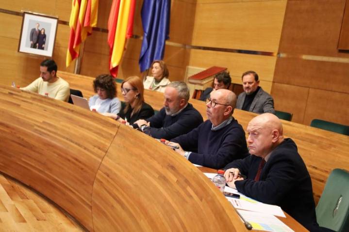 La Diputación estudia la creación de una macrobolsa de técnicos para mejorar el servicio a los ayuntamientos