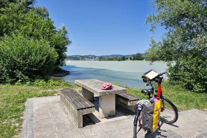 I finally went bike touring on my own – and had so much more fun