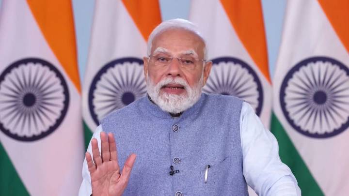 PM Modi speaks to Goa CM after nightclub blaze kills 23