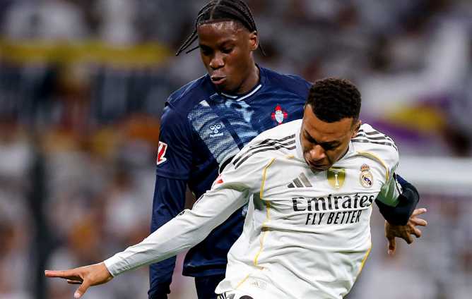 El Real Madrid se desploma ante el Celta y el Barça se aleja