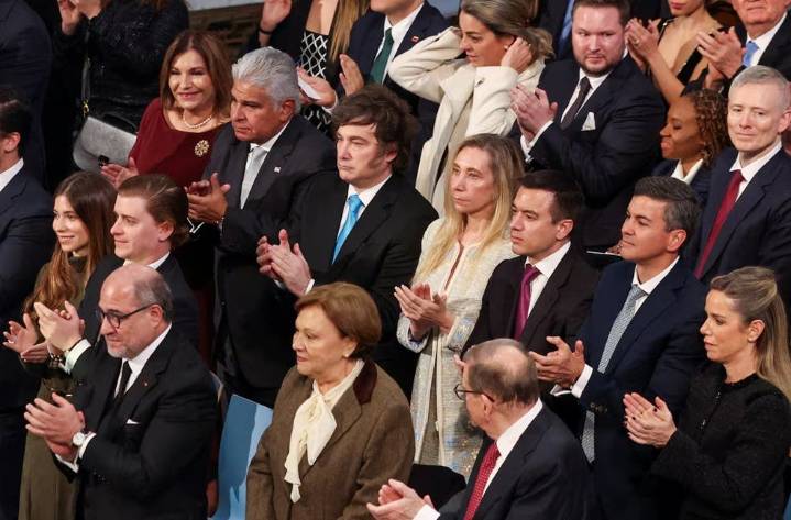 Javier Milei regresa de Oslo sin haber conseguido la foto con María Corina Machado