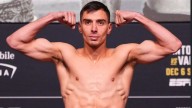 “Loco” Torres listo para la guerra en UFC 323 tras vencer a la báscula