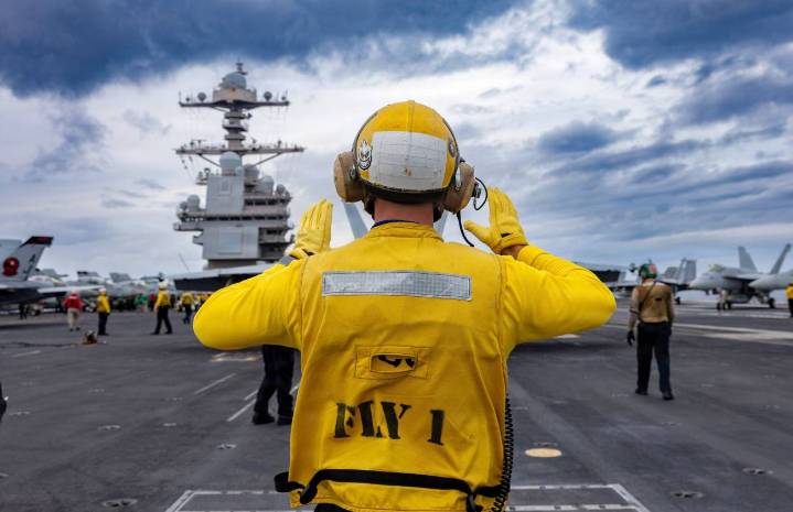 Portaaviones USS Gerald R. Ford retoma operaciones militares en mar Caribe