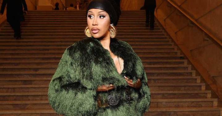 Cardi B’s Neon Bob Look Is Giving Serious Hair Inspo
