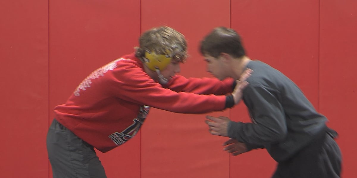 Doniphan-Trumbull wrestling team builds on state success