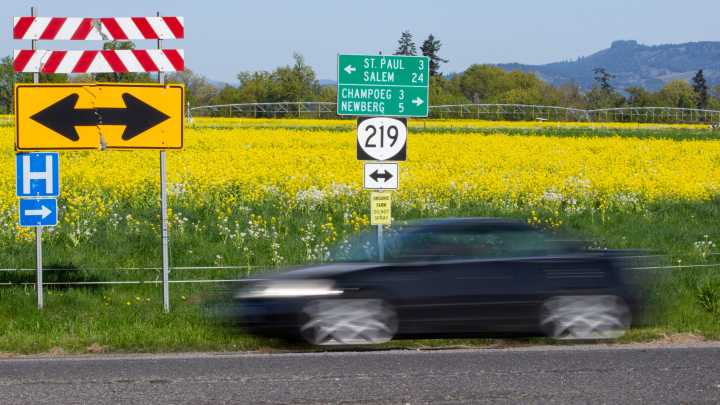 Report: White House to propose less stringent fuel economy standards