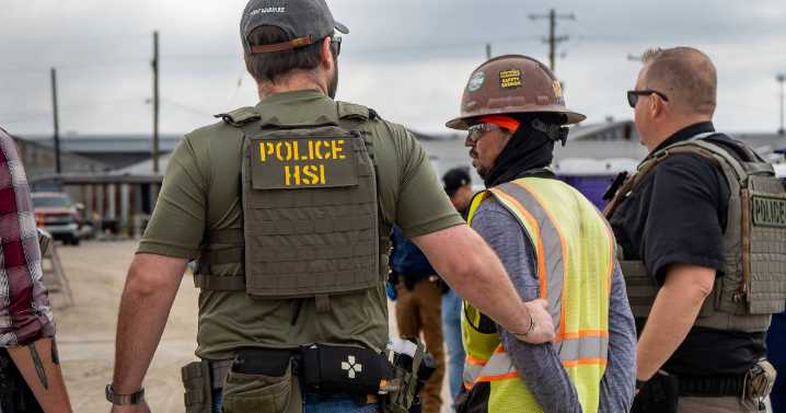 Más de 10,000 inmigrantes indocumentados fueron arrestados en Los Ángeles desde junio