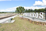 Vaqueros: Mendaña afirmó que la obra del Puente sigue en marcha