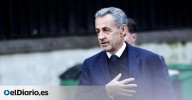 Nicolas Sarkozy pasa 20 días en la cárcel y le da para escribir un libro: "Como en el desierto, la vida interior se fortalece"