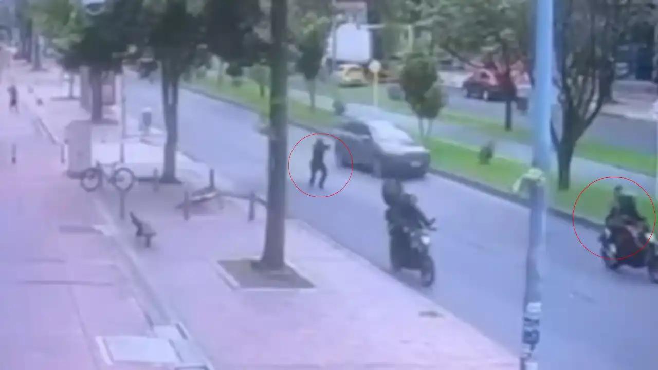 Cámaras captan cuando un policía enfrentó a los asesinos de Jean Claude durante robo en Bogotá