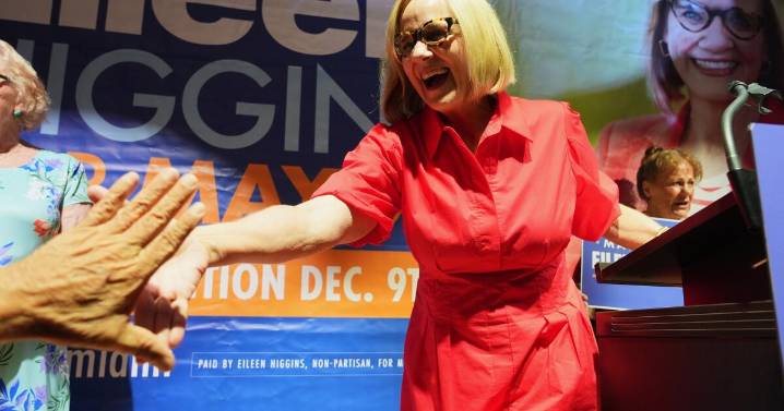 Demócrata gana la alcaldía de Miami por primera vez en casi 30 años