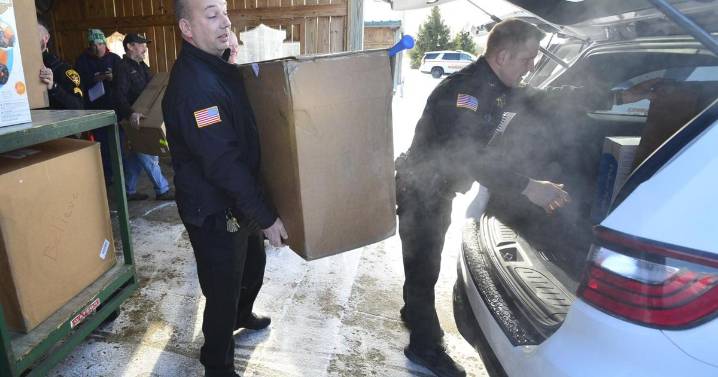 Stan's Harley Davidson collects toys for Social Services