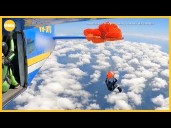 Skydivers narrowly averting disaster
