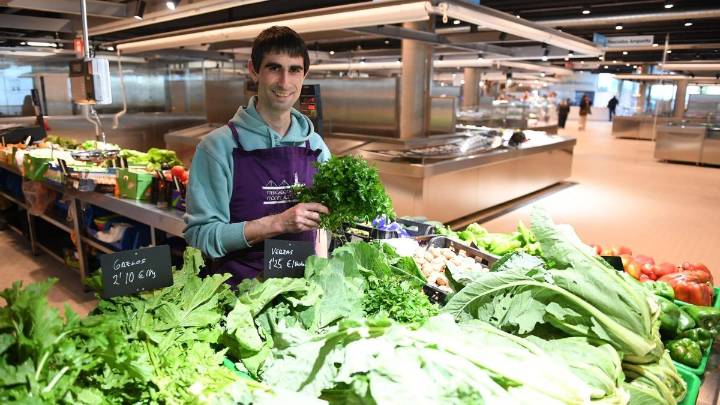 El mercado de Monte Alto abre sus puertas: «Estamos muy contentos, pero esperamos que vengan más placeros»