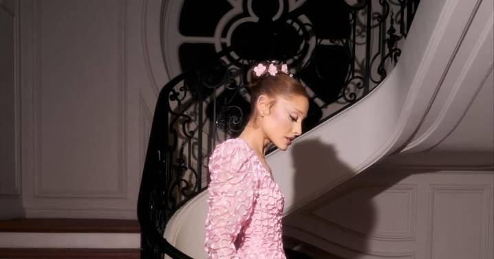 Ariana Grande’s Final Glinda Gown Is a Piece of Couture History