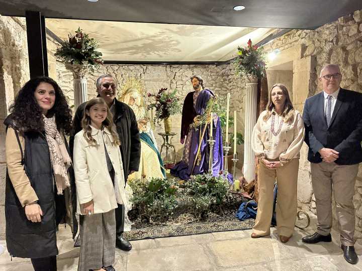 Alicante completa la Ruta de los Belenes con el Nacimiento que la Junta Mayor de Semana Santa instala en El Portalet