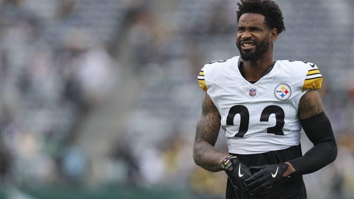 Bills strategize their next steps with Darius Slay