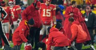 Chiefs' offensive line woes deepen as Wanya Morris exits with knee injury against Texans