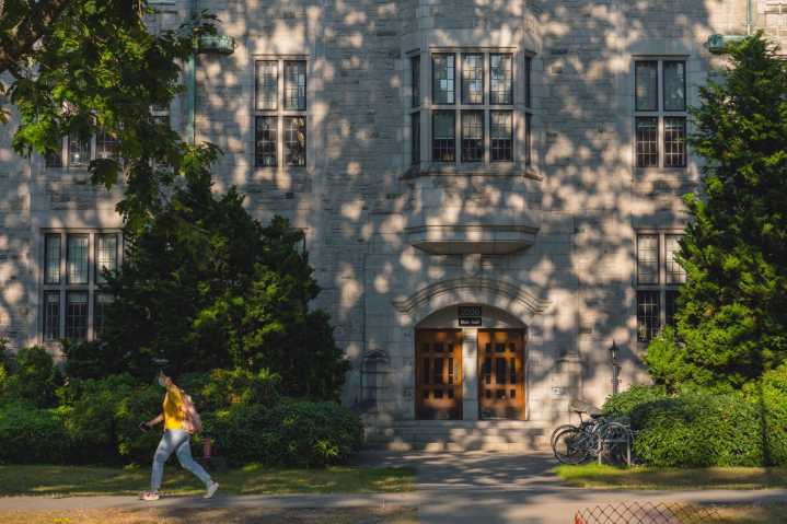 Provinces in Canada with most international student spots in 2026