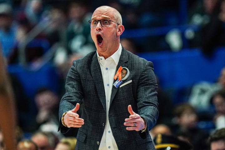 Dan Hurley Makes Bold Claim About Brad Underwood & Illinois Following UConn Win