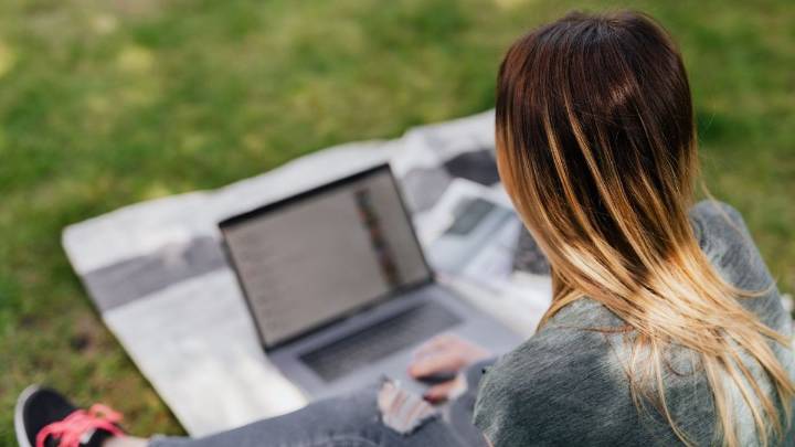 X agrees to comply as Australia enforces social media ban for under