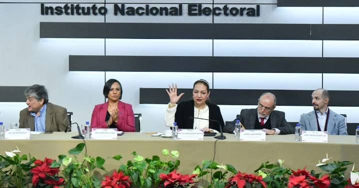 ¿Aún no tienes tu INE? Esta empresa las imprimirá por los próximos 5 años