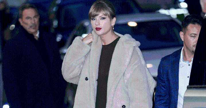 Taylor Swift Elevates Plain $158 Bodysuit With Tiny Miniskirt