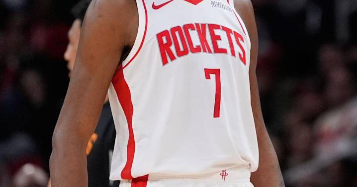 Durant reaches 31,000 career points as Rockets dominate Suns