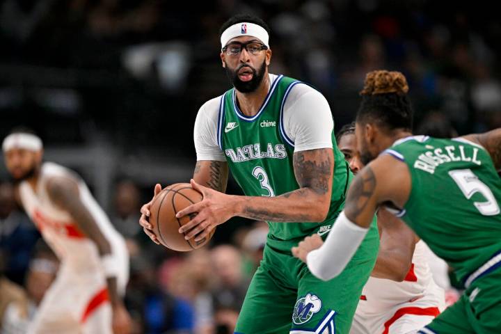 Bulls Make Anthony Davis Trade Decision After Mavs’ Steep Asking Price Emerges