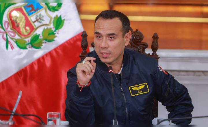 José Jerí intenta evadir sanción del JEE y niega proselitismo pese a sus elogios a Somos Perú durante entrevista en TV